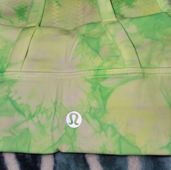 Lululemon Long Line Energy Tie Dye Bra Size 12 - Picture 6 of 8